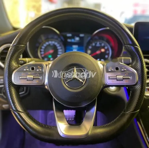 Mercedes C 180 2022 Red Used for Sale - 2