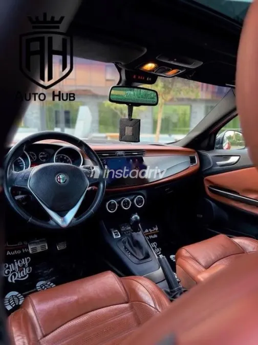 Alfa Romeo Giulietta 2016 Red Used for Sale - 5