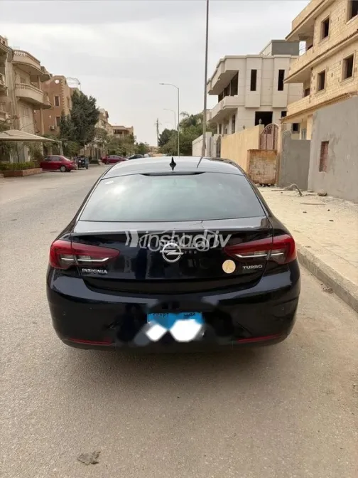 اوبل أنسيجنيا 2018 أبيض مستعملة للبيع - 3