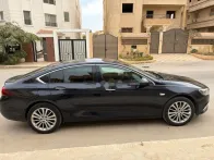 اوبل أنسيجنيا 2018 أبيض مستعملة للبيع