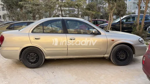 Nissan Sunny 2006 White Used for Sale - 3