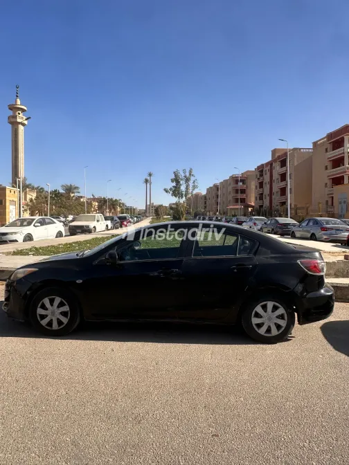 Mazda 3 2014 White Used for Sale - 1