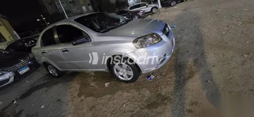 شيفروليه افيو 2013 فضي مستعملة للبيع - 2