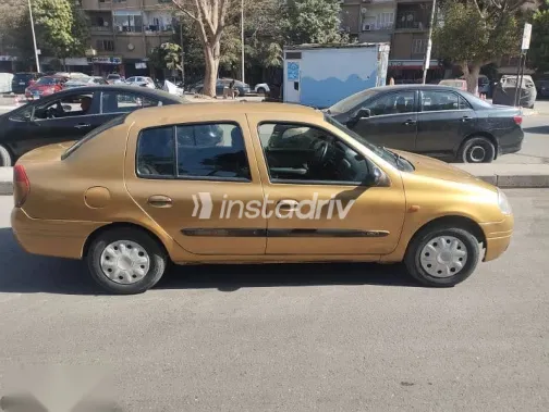 رينو كليو 2001 ذهبي مستعملة للبيع - 3