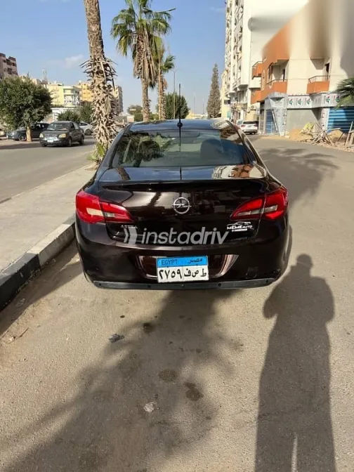 Opel Astra 2018 Brown Used for Sale - 2