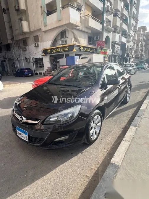 Opel Astra 2018 Brown Used for Sale - 6