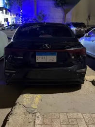 كيا سيراتو 2019 أسود مستعملة للبيع