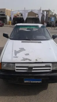 فيات اونو 1988 أبيض مستعملة للبيع