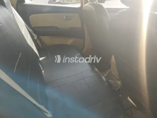 هيونداي إلنترا اتش دى 2007 أبيض مستعملة للبيع - 6