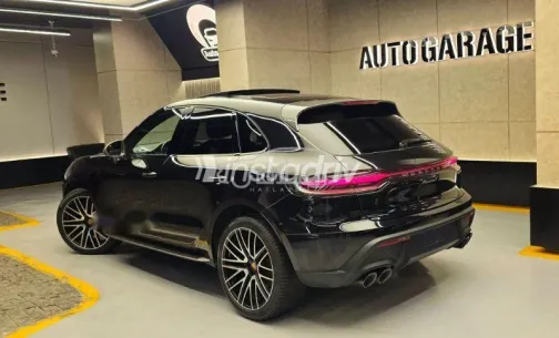 Porsche Macan 2024 Black Used for Sale - 4