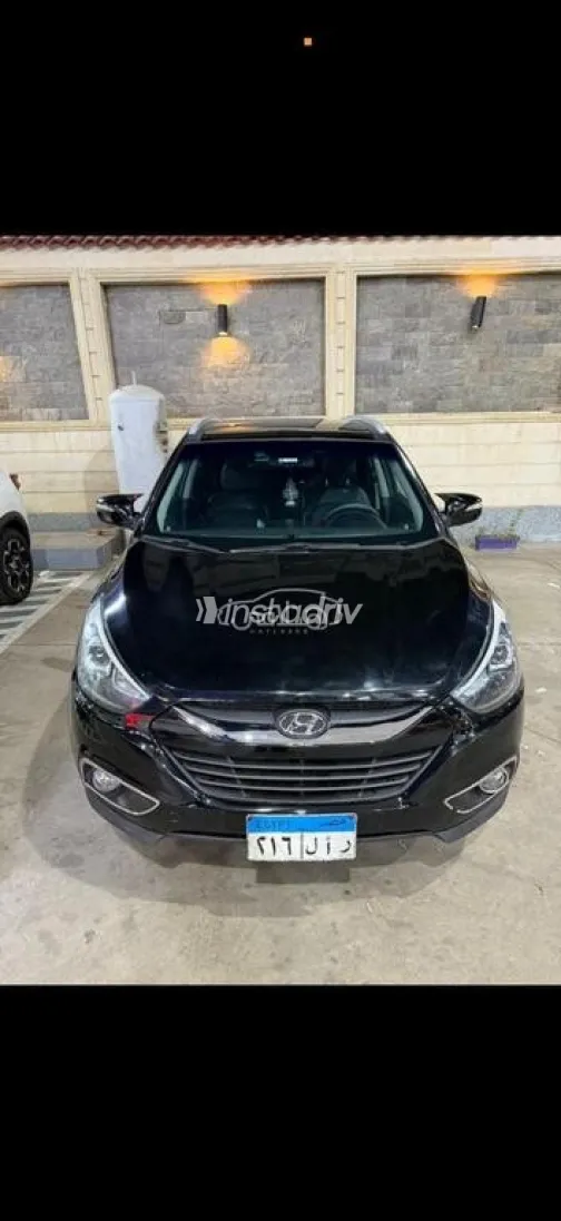 هيونداي IX 35 2015 أسود مستعملة للبيع - 1