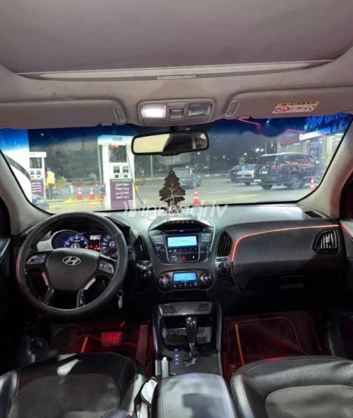 هيونداي IX 35 2015 أسود مستعملة للبيع - 3