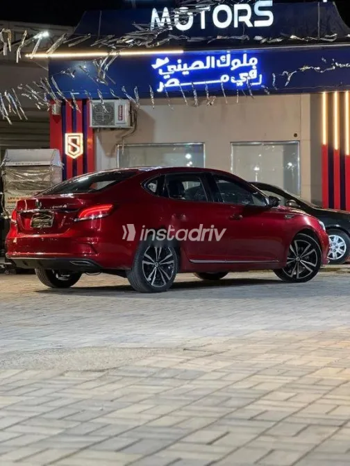 ام جى 6 2022 أحمر غامق مستعملة للبيع - 4