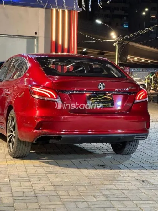 ام جى 6 2022 أحمر غامق مستعملة للبيع - 5