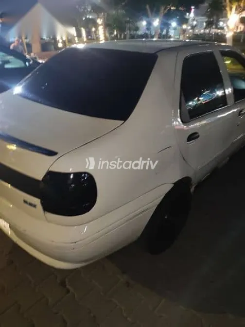 Fiat Siena 2000 White Used for Sale - 2