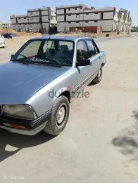 بيجو 505 1987 فضي مستعملة للبيع