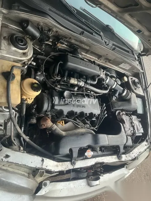 هيونداي اكسنت 2002 فضي مستعملة للبيع - 6