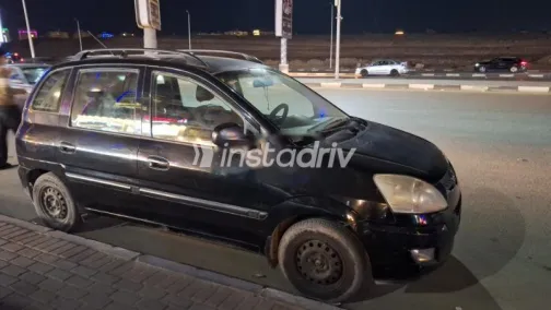 هيونداي ماتريكس 2011 أسود مستعملة للبيع - 3