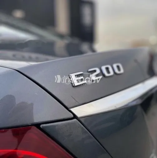Mercedes E 200 2020 Gray Used for Sale - 4