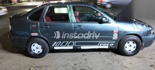 فولكس فاغن بولو 2001 رمادي مستعملة للبيع - 2