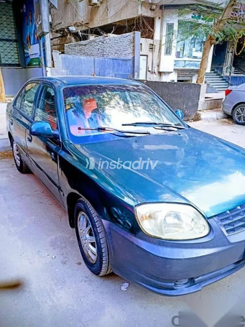 Hyundai Verna 2004 Green Used for Sale - 1