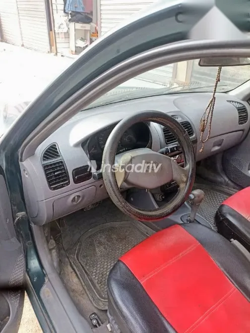 Hyundai Verna 2004 Green Used for Sale - 8