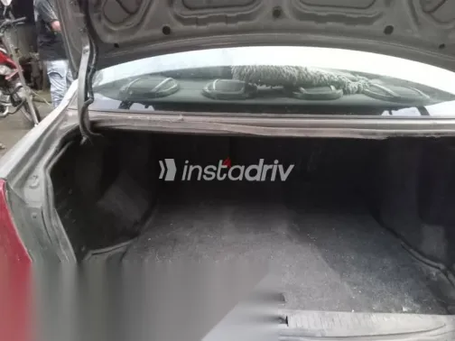 هيونداي فيرنا 2010 رمادي مستعملة للبيع - 1