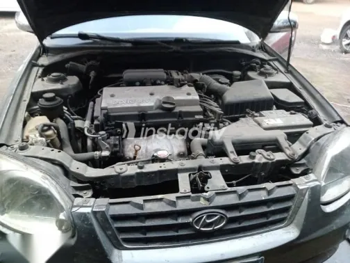 هيونداي فيرنا 2010 رمادي مستعملة للبيع - 2