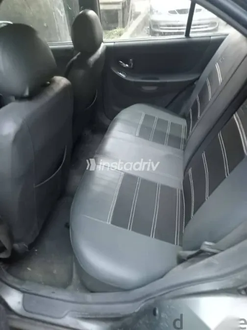 هيونداي فيرنا 2010 رمادي مستعملة للبيع - 5