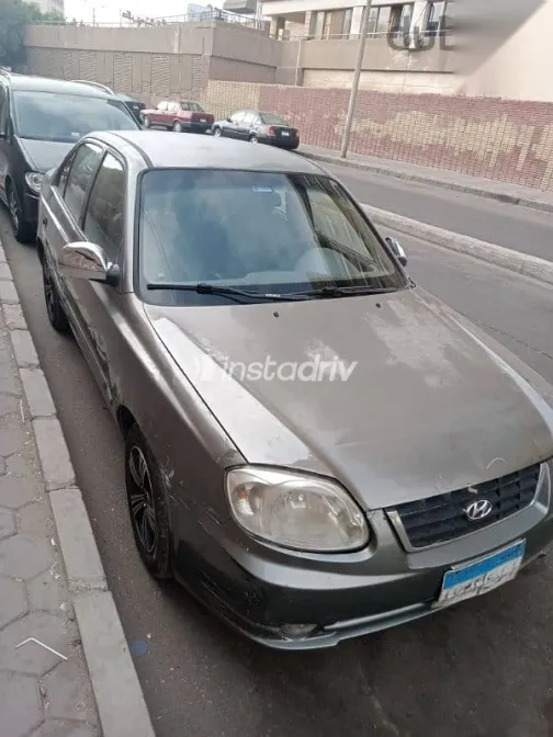 هيونداي فيرنا 2010 رمادي مستعملة للبيع - 8