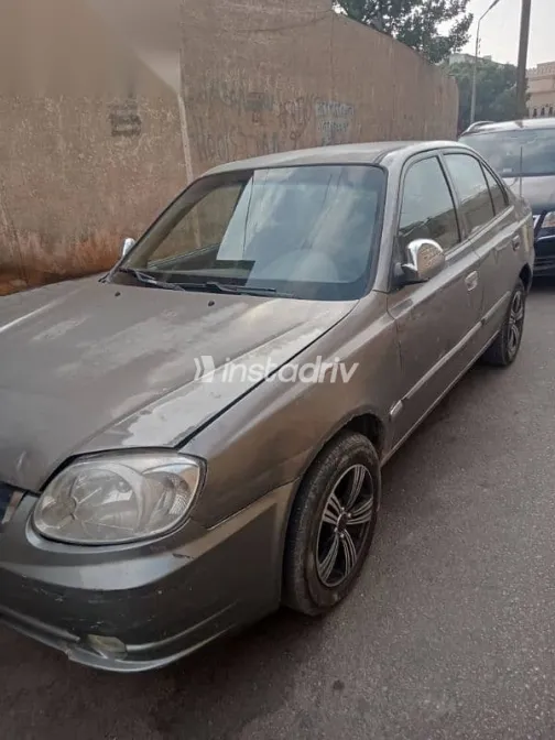 هيونداي فيرنا 2010 رمادي مستعملة للبيع - 9