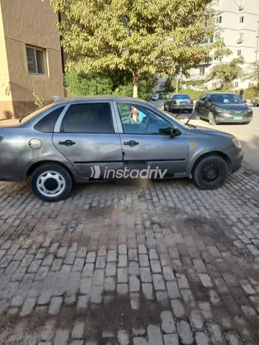 لادا جرانتا 2018 أبيض مستعملة للبيع - 4