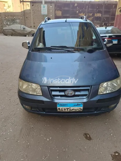هيونداي ماتريكس 2002 أزرق مستعملة للبيع - 1