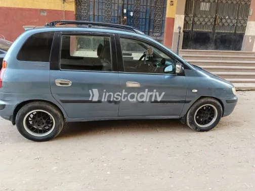 هيونداي ماتريكس 2002 أزرق مستعملة للبيع - 3