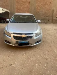 شيفروليه كروز 2010 فضي مستعملة للبيع