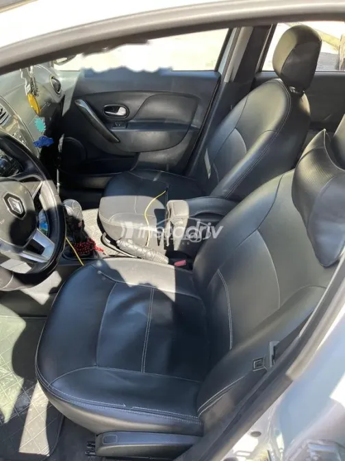 Renault Sandero 2019 White Used for Sale - 5