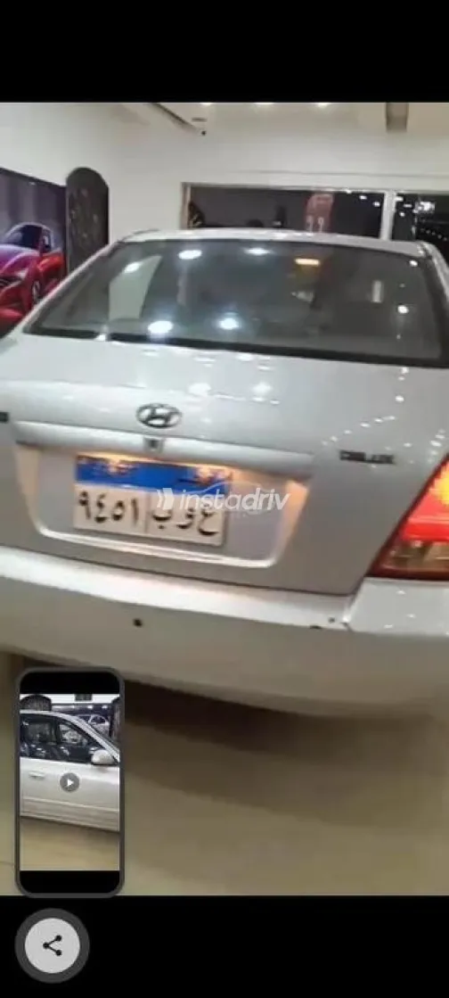 هيونداي افانتي 2002 فضي مستعملة للبيع - 4