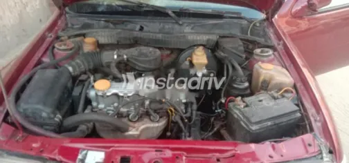 اوبل فيكترا 1995 أحمر غامق مستعملة للبيع - 3