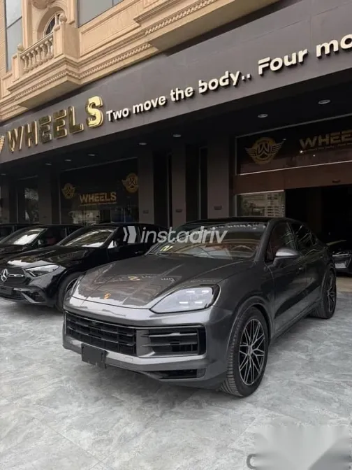 Porsche Cayenne 2025 Gray Used for Sale - 1
