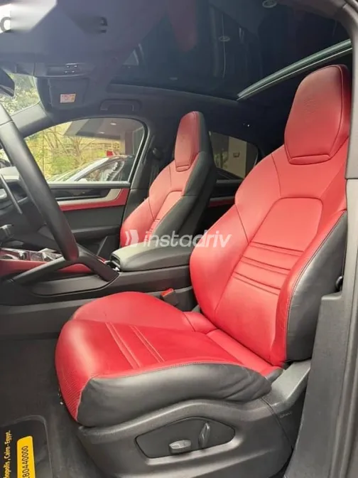 Porsche Cayenne 2025 Gray Used for Sale - 6