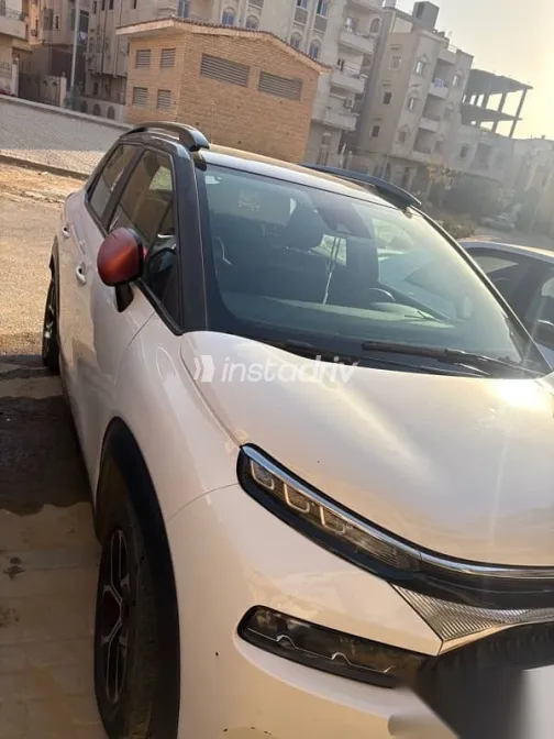 سيتروين C3 2022 أبيض مستعملة للبيع - 2