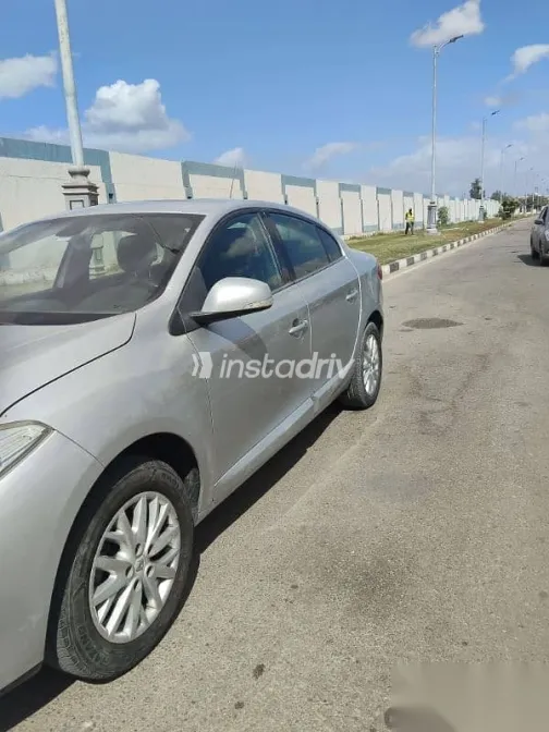 Renault Fluence 2016 Silver Used for Sale - 7