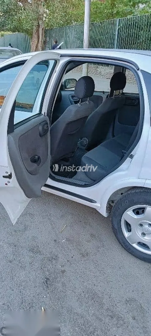 اوبل كورسا 2005 أبيض جديدة للبيع - 7