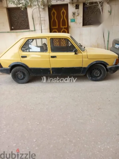فيات 127 1982 أصفر مستعملة للبيع - 4