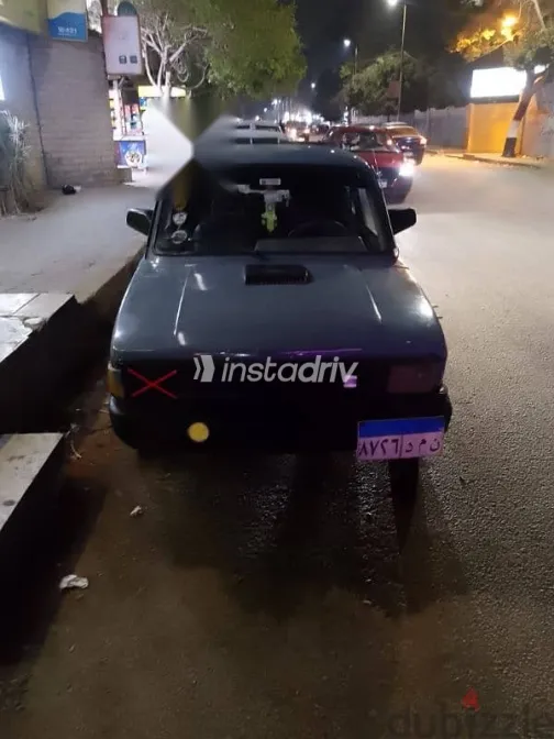 فيات 127 1986 أزرق غامق مستعملة للبيع - 1