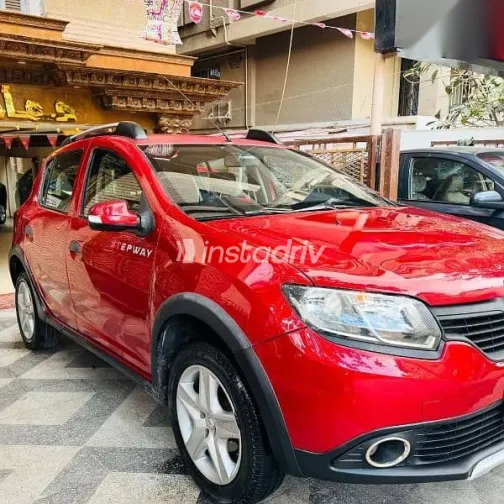 رينو سانديرو 2016 أحمر مستعملة للبيع - 3