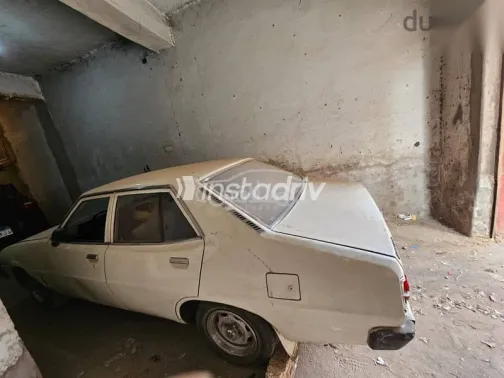 ميتسوبيشي جالانت 1977 أبيض مستعملة للبيع - 4