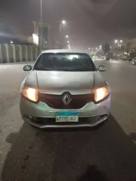 رينو لوجان 2015 فضي مستعملة للبيع