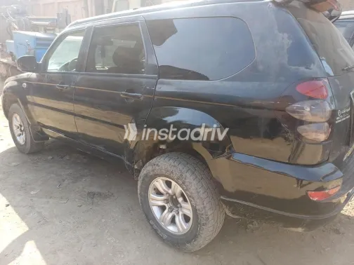 Jeep Komodo 2009 Black Used for Sale - 2