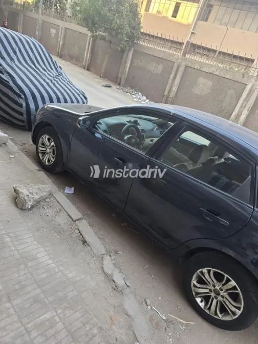 بريليانس FSV 2013 أسود مستعملة للبيع - 3